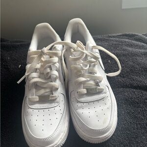 White Airforce 1’s